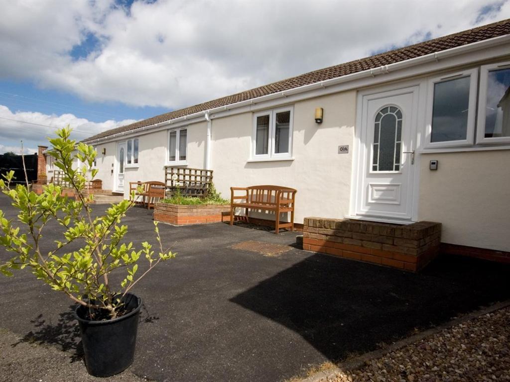 Treetops Cottages & Spa Grimsby Buitenkant foto