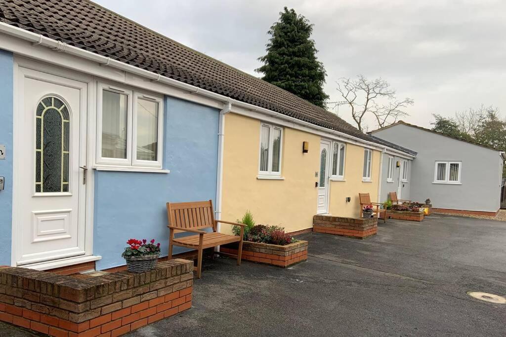 Treetops Cottages & Spa Grimsby Buitenkant foto